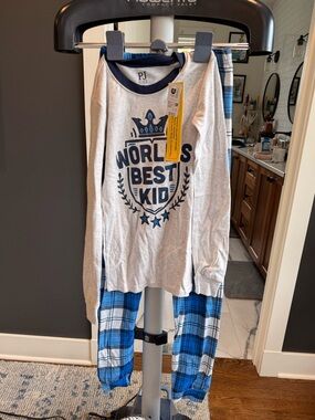 The Children's Place Grey & Blue 'World's Best Kid' Pajama Set